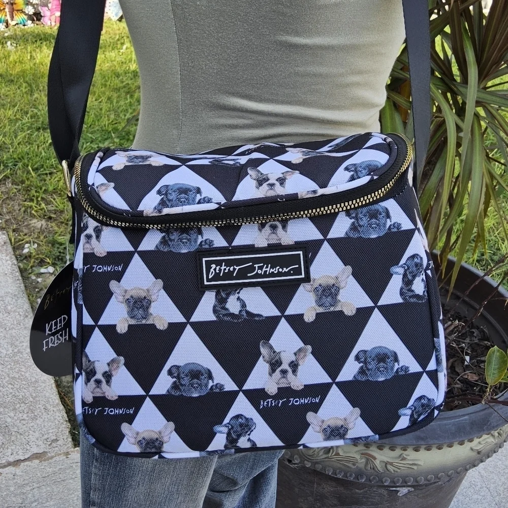 BETSEY JOHNSON BLACK n WHITE CHECKERED DOG BETSEY JOHNSON INSULATED CUBE LUNCH